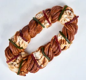 ROSCA DE REYES TRENZADA