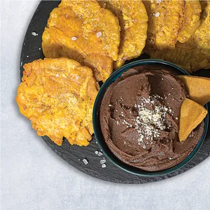 PATACONES CON FRIJOLES Y PIQUITOS