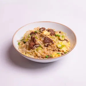 Chaufa De Carne Con Lechuga
