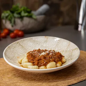 Gnocchi Salsa Boloñesa (2 P)