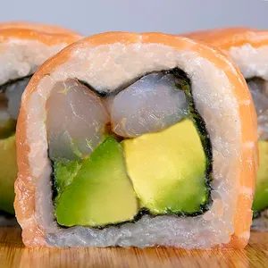Classic Salmon Roll