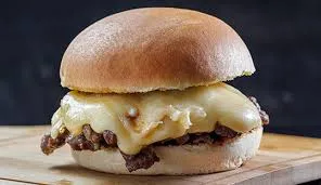 Sándwich Mechada Queso