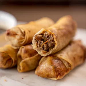 Rollos lomo saltado