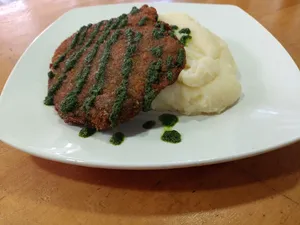 MILANESA DE SEITAN CON PURE
