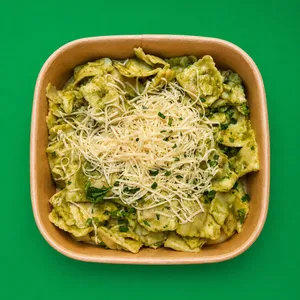 Plt. Raviolis En Salsa Pesto