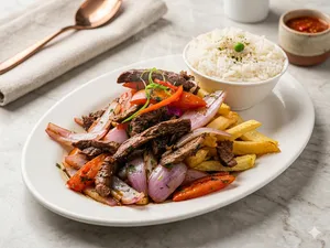 Lomo Saltado