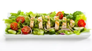 Ensalada de Pollo al Pesto