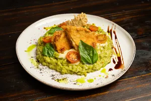 Risotto al pesto con berenjena