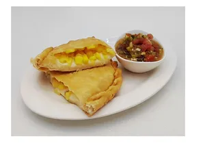 Empanada Choclo Queso
