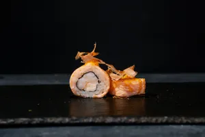 Flama Sake Roll