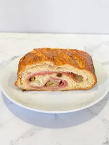 Pan de Jamón