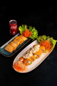 Volcán + 5 empanaditas + bebida 220 ml