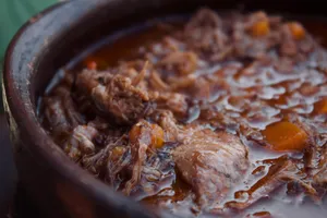 Mechada Clásica Deshilachada al Vino Tinto (500 gr)