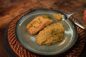 Salmón con Risotto al Pesto