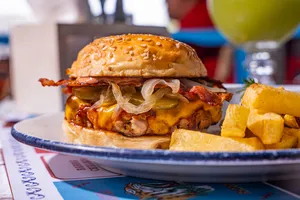 Cheeseburger del Mar
