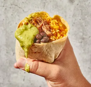 ARMA TU BURRITO + NACHOS