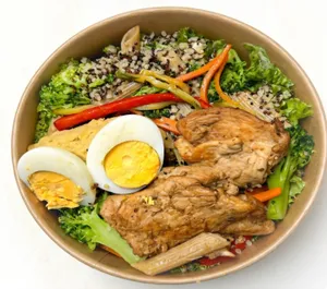 Bowl Pollo y Huevo +