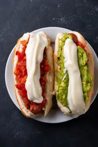 2 HotDog (1 completo + 1 italiano) x $9.000