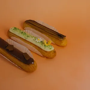 Eclair / eclair de chocolate, vainilla o café