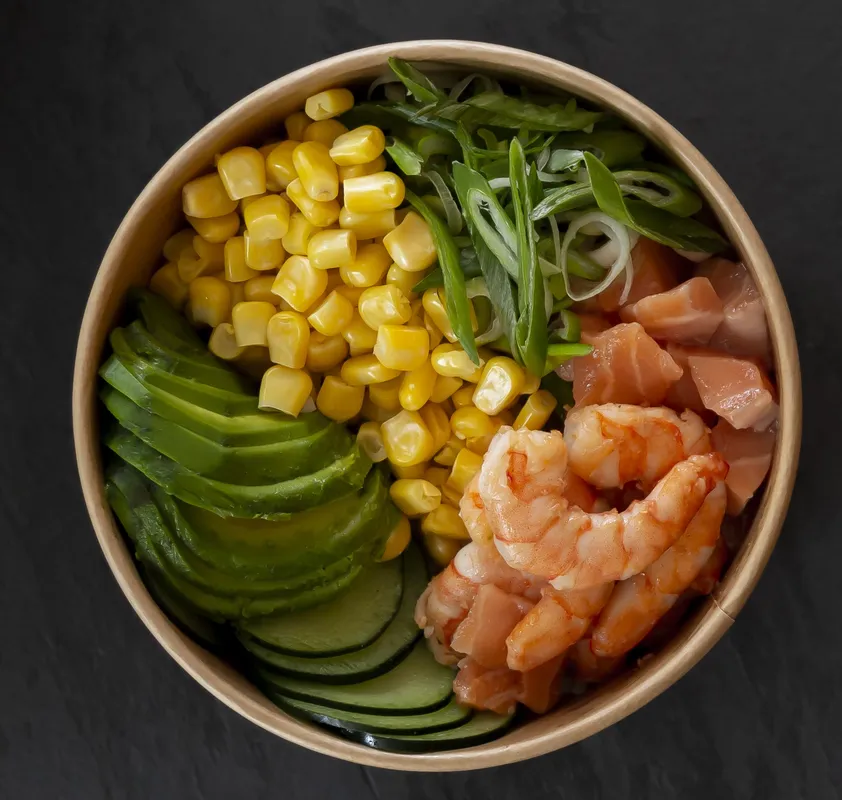 Salmón camarón poke Salmón camarón poke