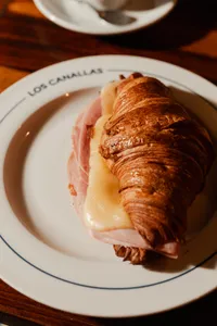 Croissant Jamón Queso