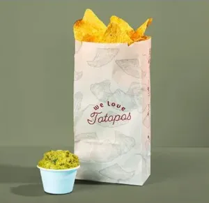 Totopos con Guacamole