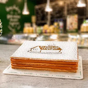 Alfajor cuadrado chico de lúcuma (6/8porc)