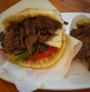 Porción Arepas llaneras