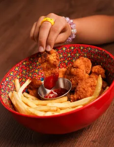Tender De Pollo Con Papas
