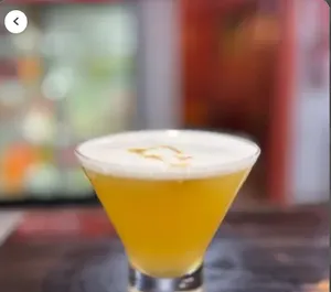Amaretto sour tradicional