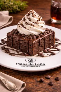 Brownie Con Crema Chantillí