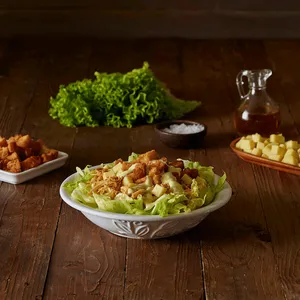 Ensalada Ave Mechada Cesar