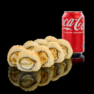 Chicken Cheese Tempura Roll + Bebida 220 cc