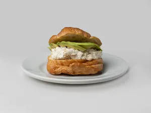 Sandwich Pollo Apaltado (caliente)