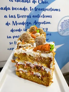Torta zanahoria porción