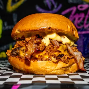 Bacon Deluxe