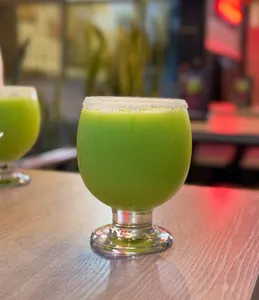 Limonada de mango biche