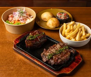 Pampa para Compartir (Ceviche + 2 cortes - lomo vetado y bife chorizo-  + papas fritas.)