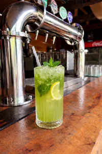 Limonada menta jengibre