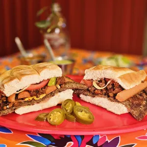 Torta de Milanesa con Salchicha