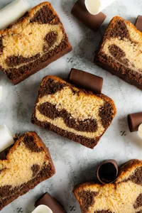 Porción de Queque Marmoleado