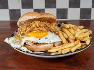 Lomito especial a elección + papas