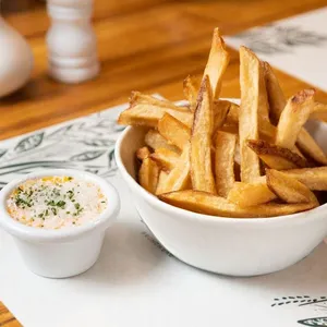 Papas Fritas Trufadas y Holandesa