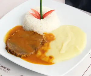 (SOR) Asado de Res con pure