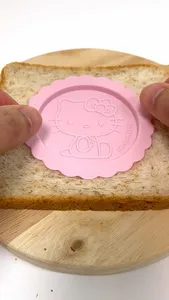 CORTADOR Y ESTAMPADOR HELLO KITTY