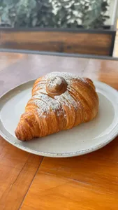 Croissant Dulce de Leche Pastelera