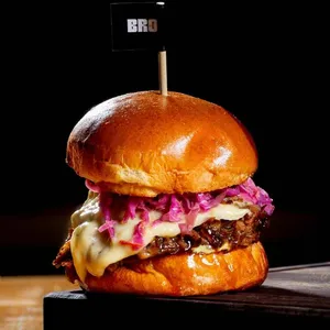 PULLED RIBS SANDWICH