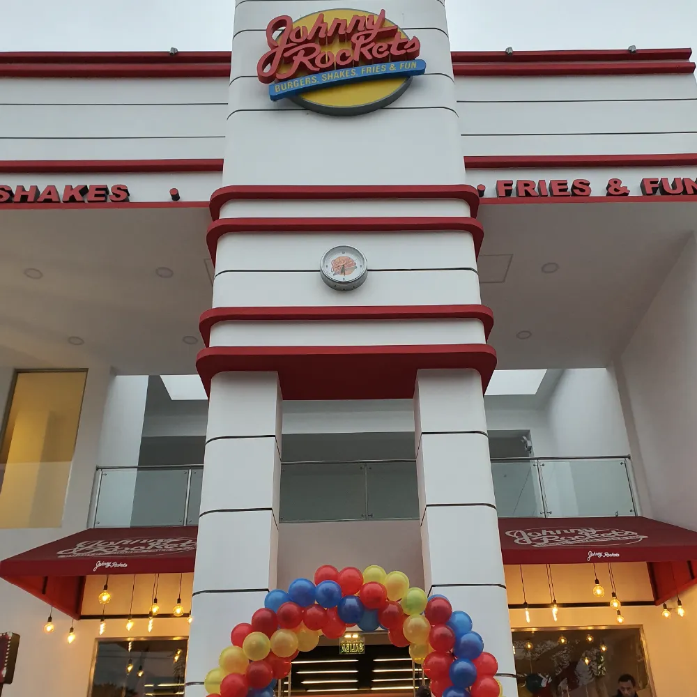 Johnny Rockets | ¡Burgers, shakes, fries & fun!