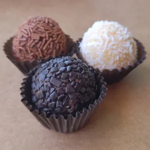 Brigadeiros - 18 unidades