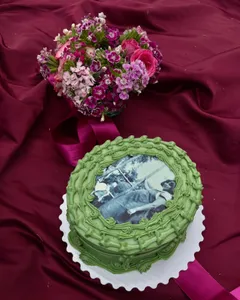 Pastel y flores para mamá